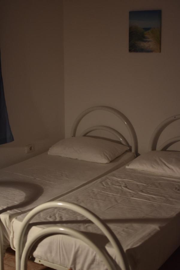 Private Apartment At Guest House Hektor & Aferdita Vlorë Eksteriør bilde