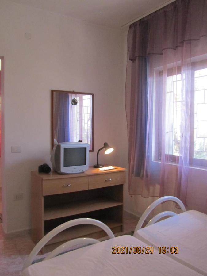 Private Apartment At Guest House Hektor & Aferdita Vlorë Eksteriør bilde